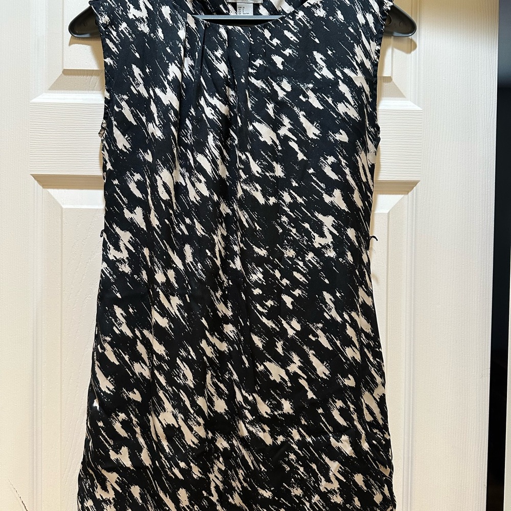 H&M Black White Abstract Print Sleeveless Blouse Top Size 2 EUR 32 Polyester